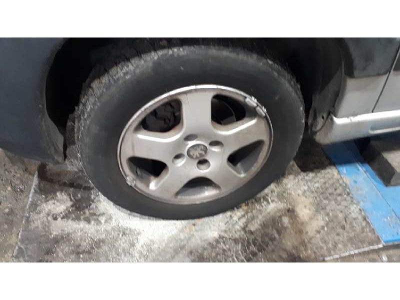 peugeot partner (s2) del año 2004