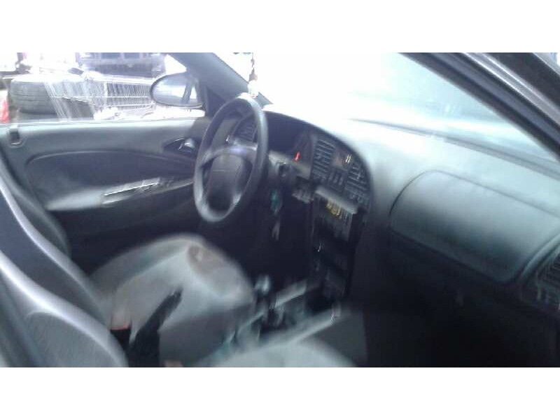 daewoo nubira berlina del año 2003