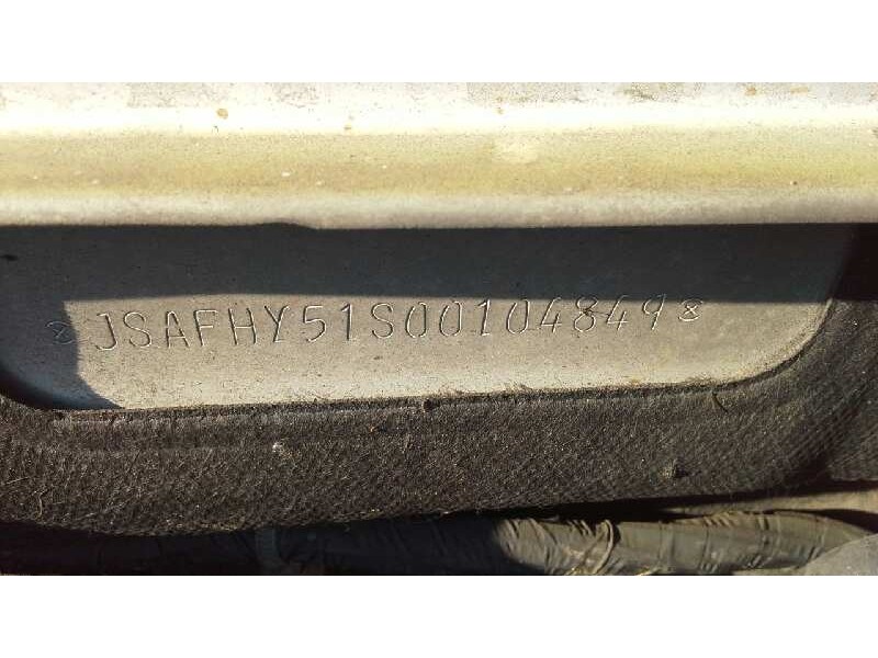 suzuki ignis rg (fh) del año 2001