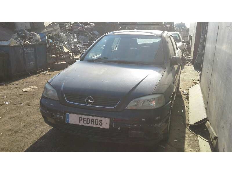 opel astra g berlina del año 2002