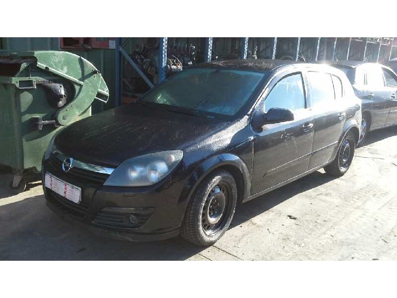 opel astra h berlina del año 2004