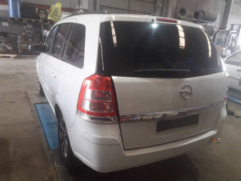 opel zafira b del año 2009