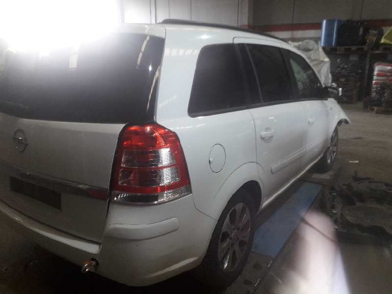 opel zafira b del año 2009