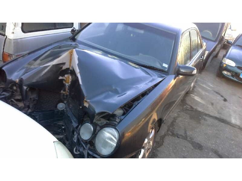 mercedes-benz clase e (w210) berlina diesel del año 1999