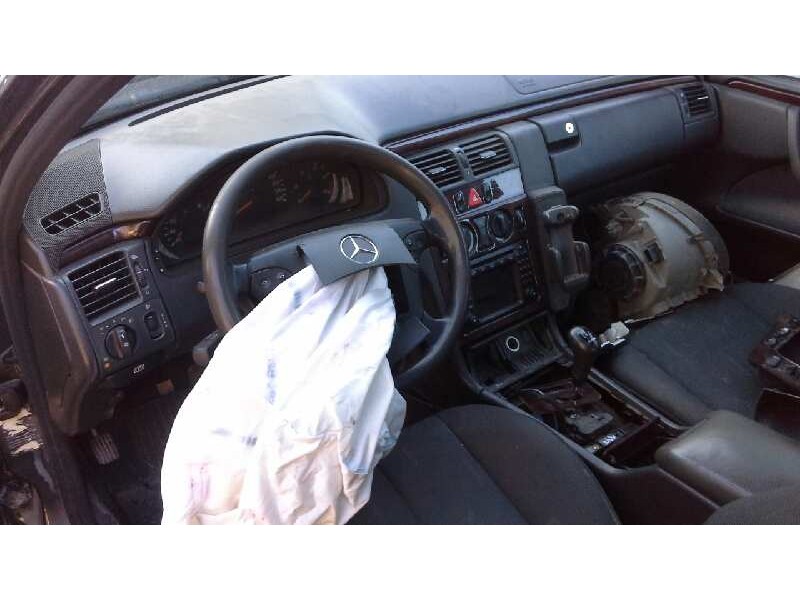 mercedes-benz clase e (w210) berlina diesel del año 1999