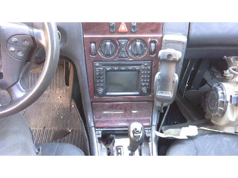 mercedes-benz clase e (w210) berlina diesel del año 1999