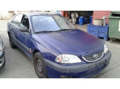 toyota avensis berlina (t 22) del año 2001 2