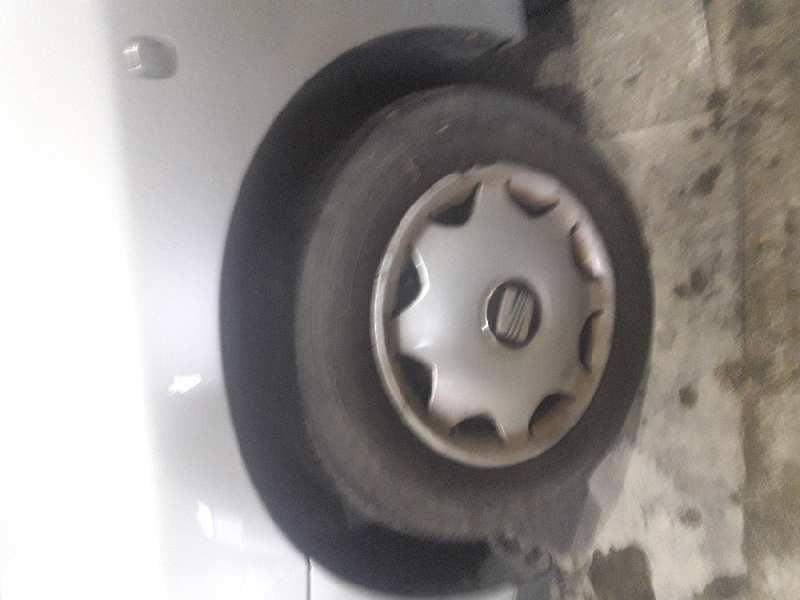 seat ibiza (6k1) del año 2001