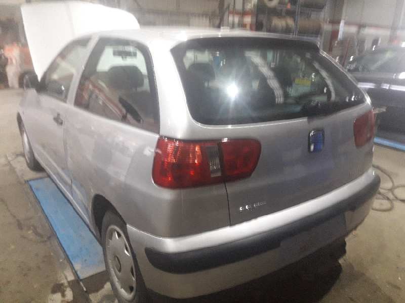 seat ibiza (6k1) del año 2001