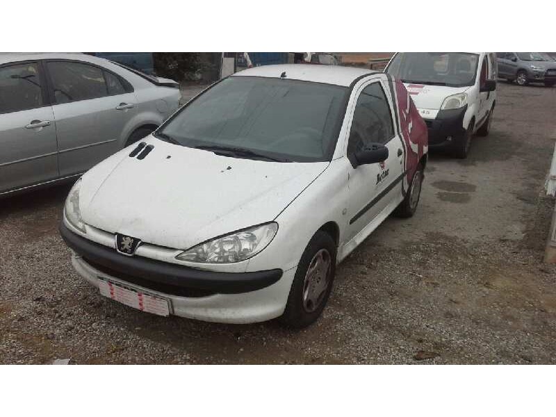 peugeot 206 berlina del año 2004