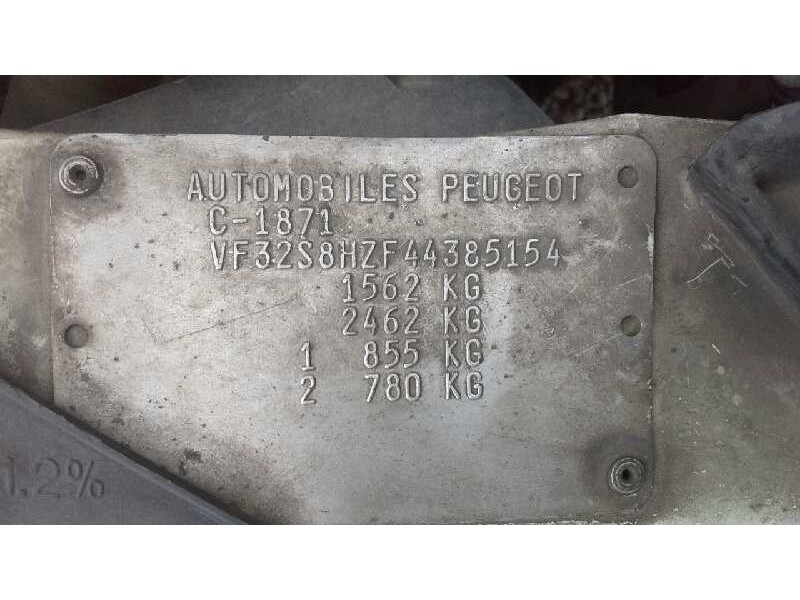 peugeot 206 berlina del año 2004