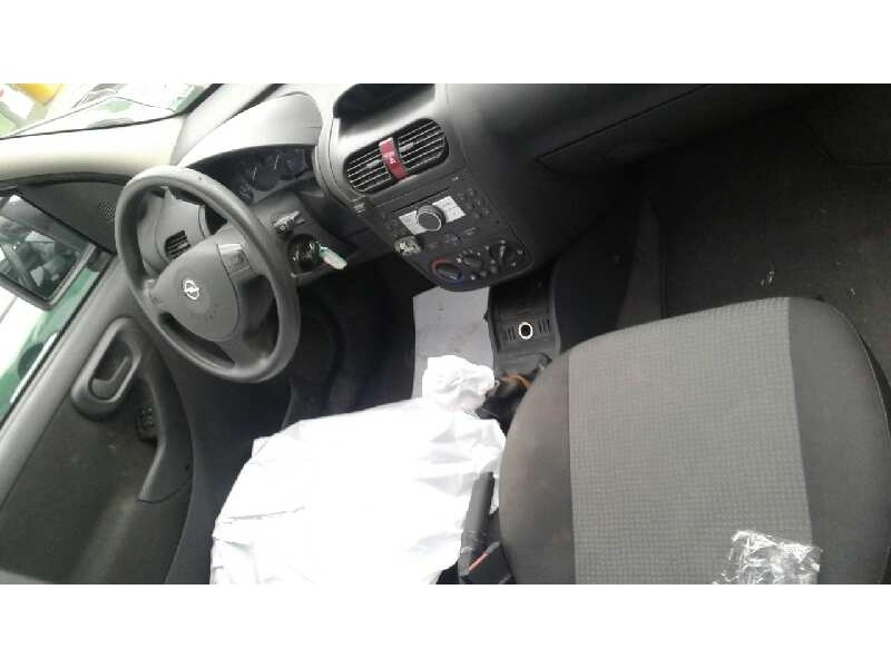 opel combo (corsa c) del año 2006