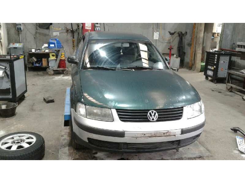 volkswagen passat berlina (3b2) del año 1999