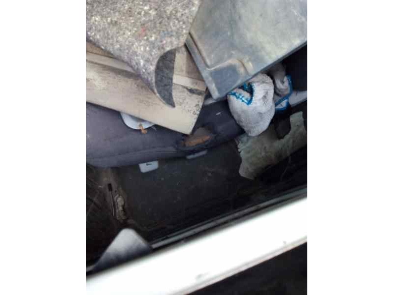 man l 2000 del año 2001