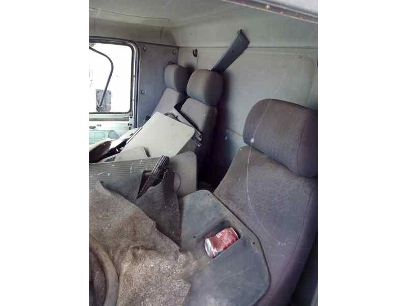 man l 2000 del año 2001