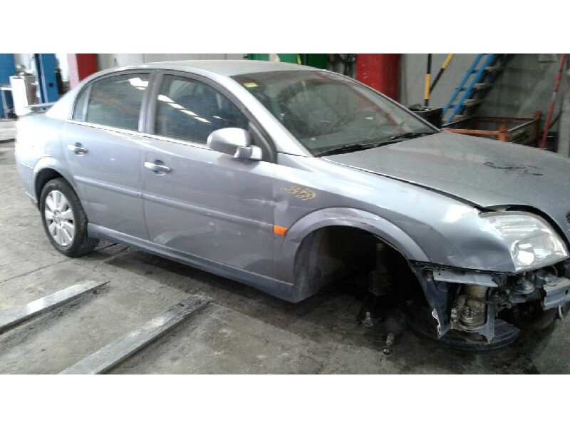 opel vectra c berlina del año 2003