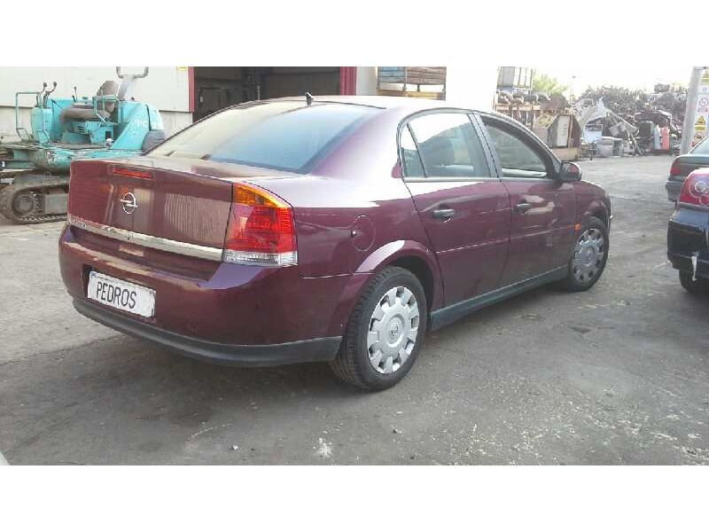 opel vectra c berlina del año 2002