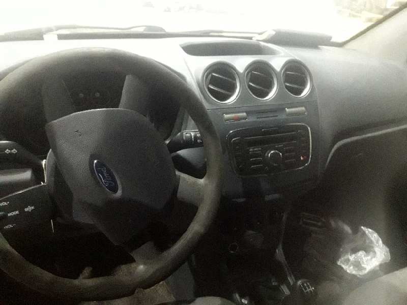 ford transit connect (tc7) del año 2010