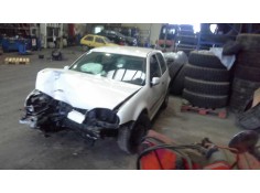 volkswagen golf iv berlina (1j1) del año 2001 2