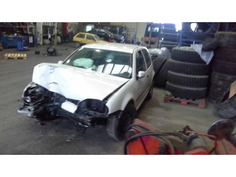 volkswagen golf iv berlina (1j1) del año 2001