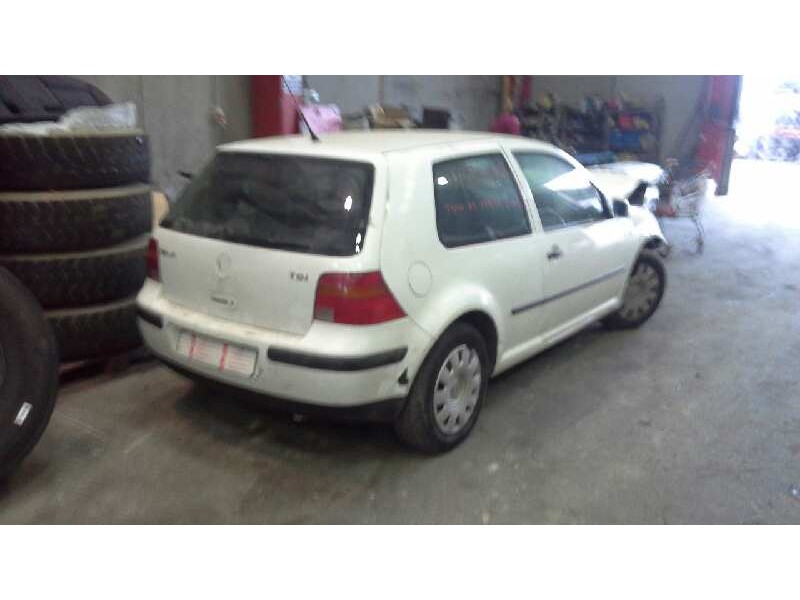 volkswagen golf iv berlina (1j1) del año 2001