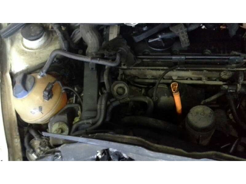 volkswagen golf iv berlina (1j1) del año 2001