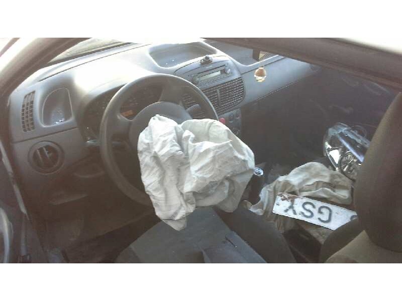 fiat punto berlina (188) del año 2010