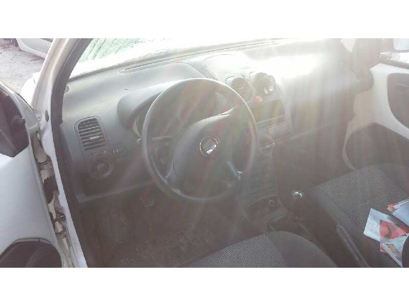 seat arosa (6h1) del año 2003