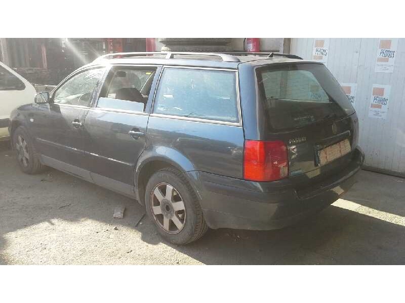 volkswagen passat variant (3b5) del año 2000