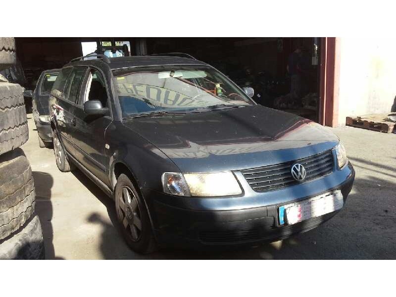 volkswagen passat variant (3b5) del año 2000