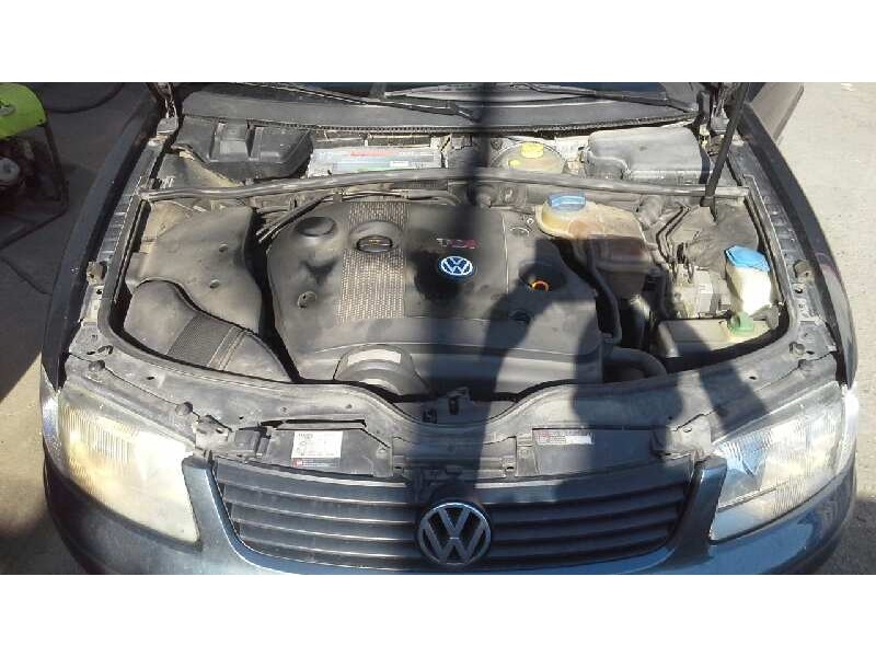 volkswagen passat variant (3b5) del año 2000