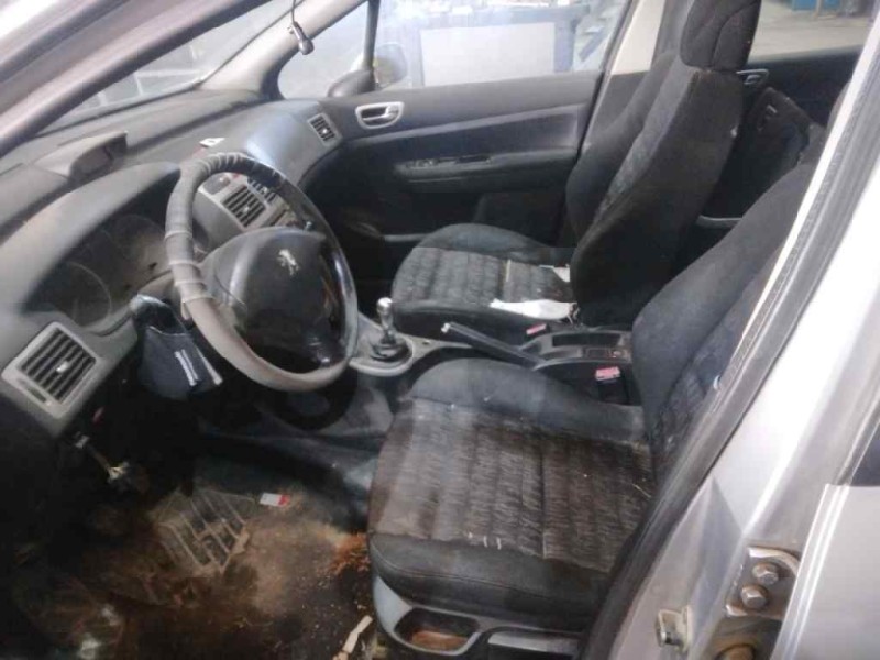 peugeot 307 (s1) del año 2001