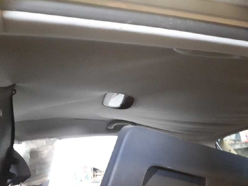 volkswagen golf v berlina (1k1) del año 2004