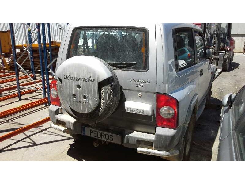 ssangyong korando del año 2002