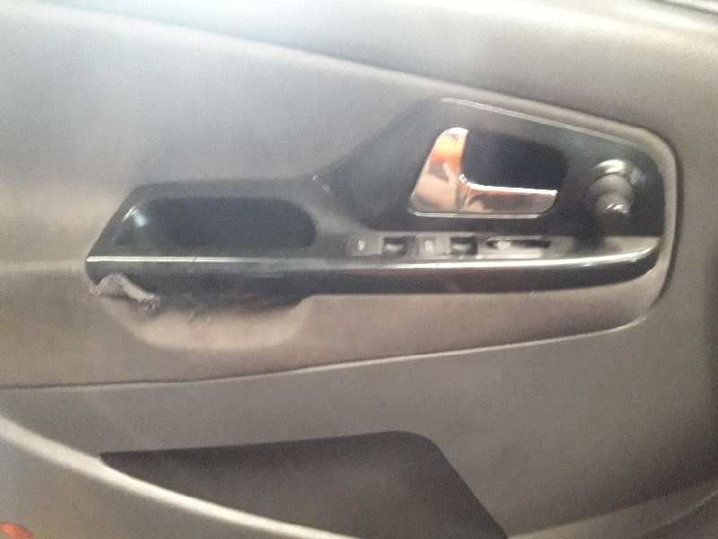 seat cordoba berlina (6k2) del año 2002