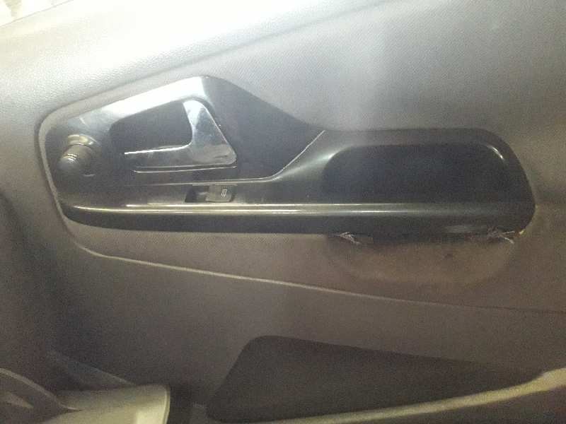 seat cordoba berlina (6k2) del año 2002