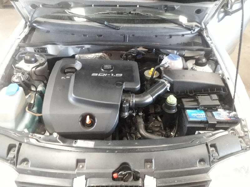 seat cordoba berlina (6k2) del año 2002