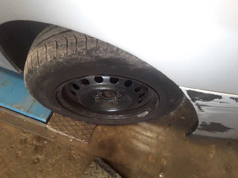 seat cordoba berlina (6k2) del año 2002