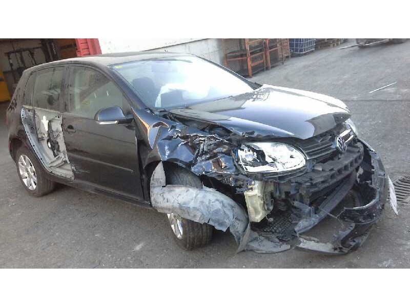 volkswagen golf v berlina (1k1) del año 2005