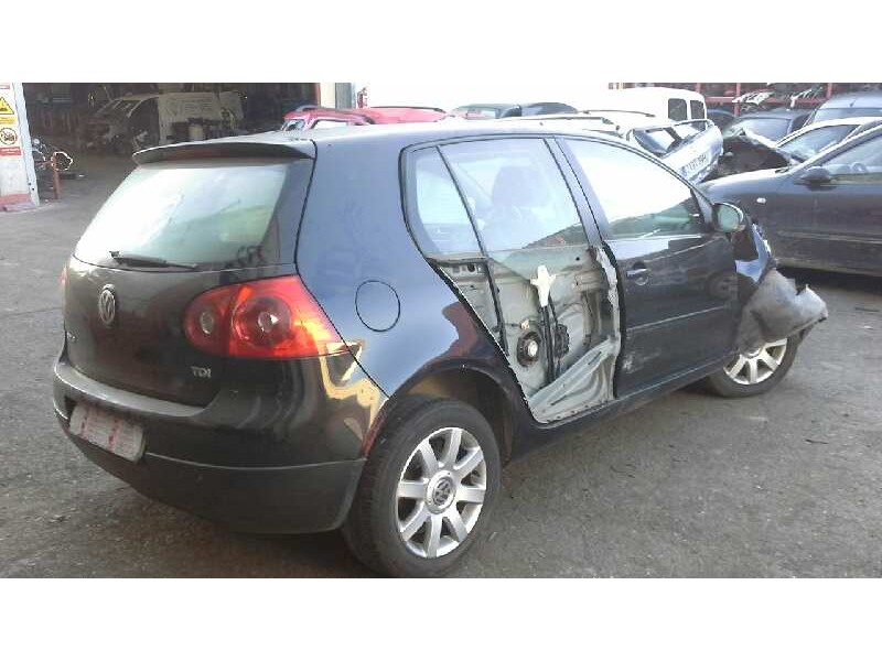 volkswagen golf v berlina (1k1) del año 2005