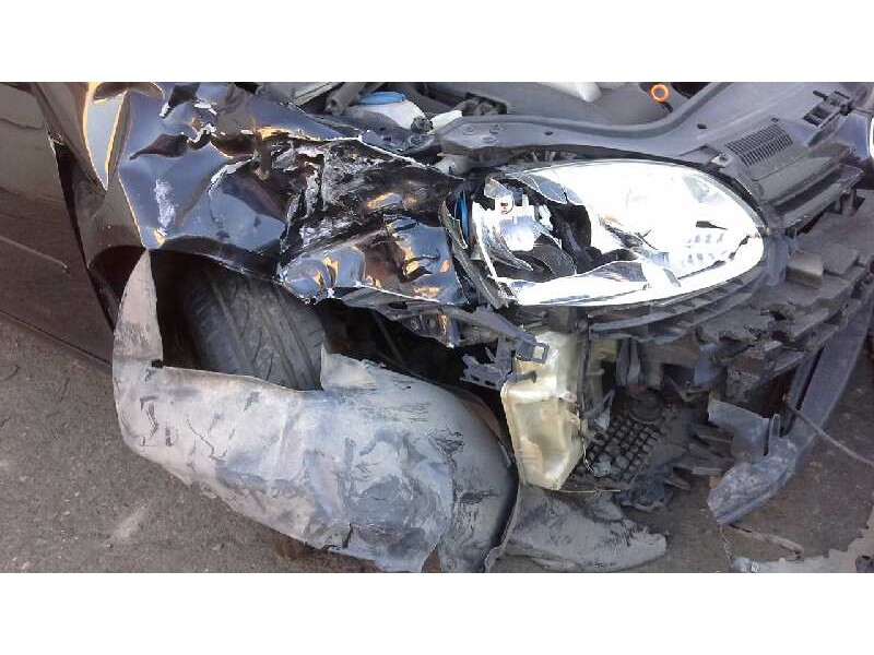 volkswagen golf v berlina (1k1) del año 2005