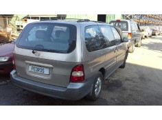 kia carnival del año 2001