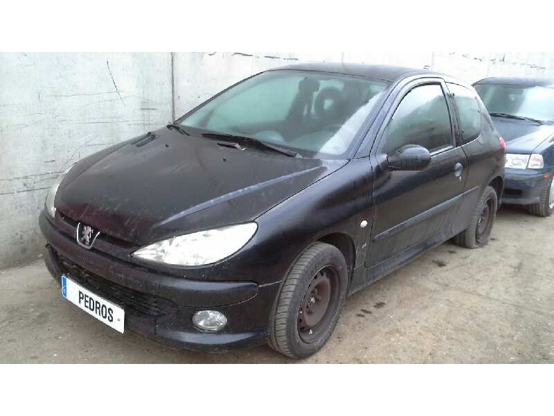 peugeot 206 berlina del año 2001