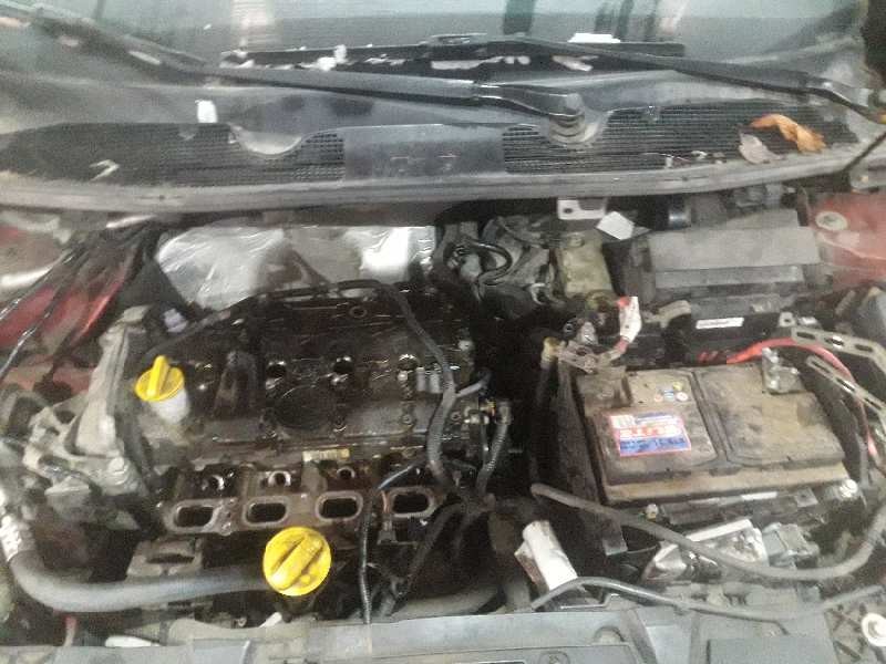 renault megane iii berlina 5 p del año 2009