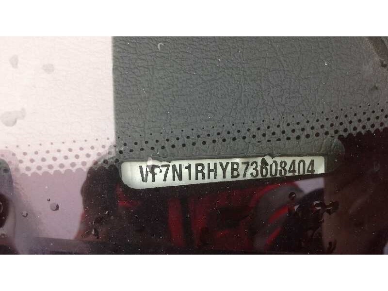 citroën xsara berlina del año 2002