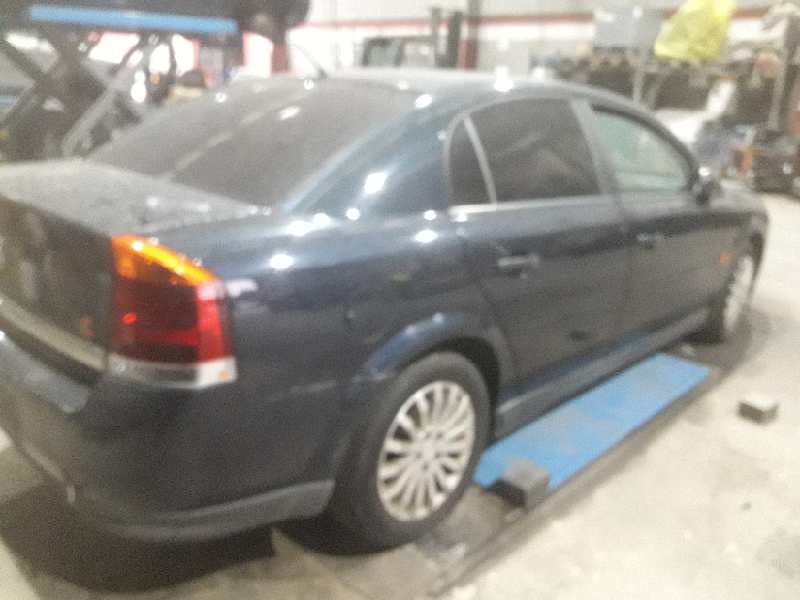 opel vectra c berlina del año 2003