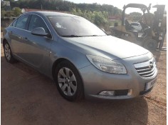 opel insignia berlina del año 2010 2
