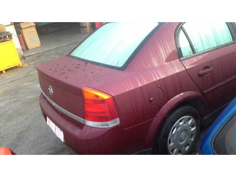 opel vectra c berlina del año 2003
