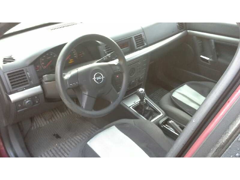 opel vectra c berlina del año 2003