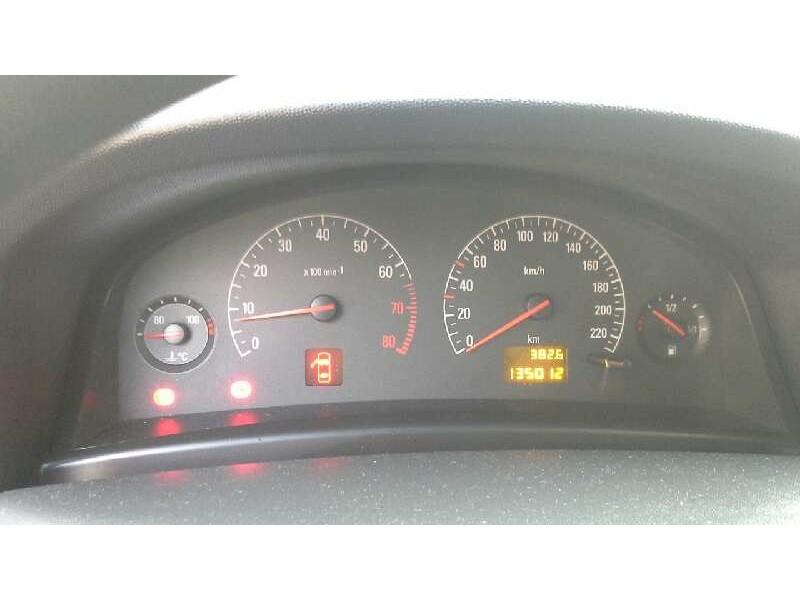 opel vectra c berlina del año 2003